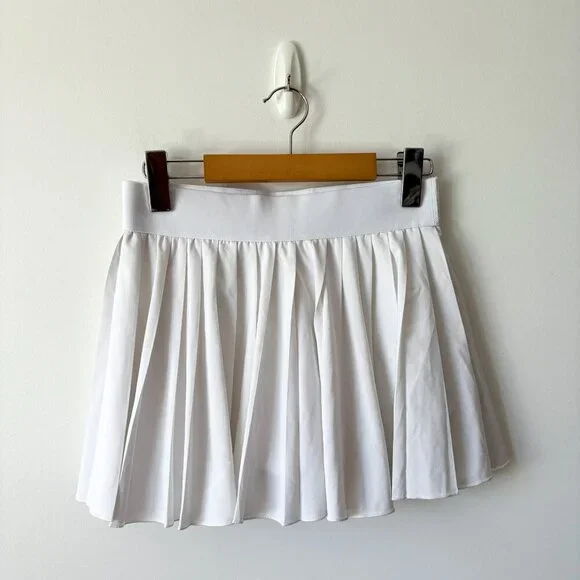Aritzia  Tna Action Pleated Tennis Skirt Built in Shorts White Size Small - Picture 4 of 7